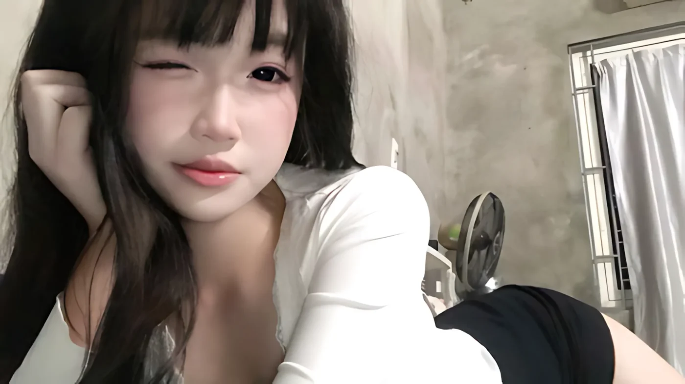 Ảnh Gái Xinh Instagram Đẹp Khiến Dân Mạng Chao Đảo Gần Đây