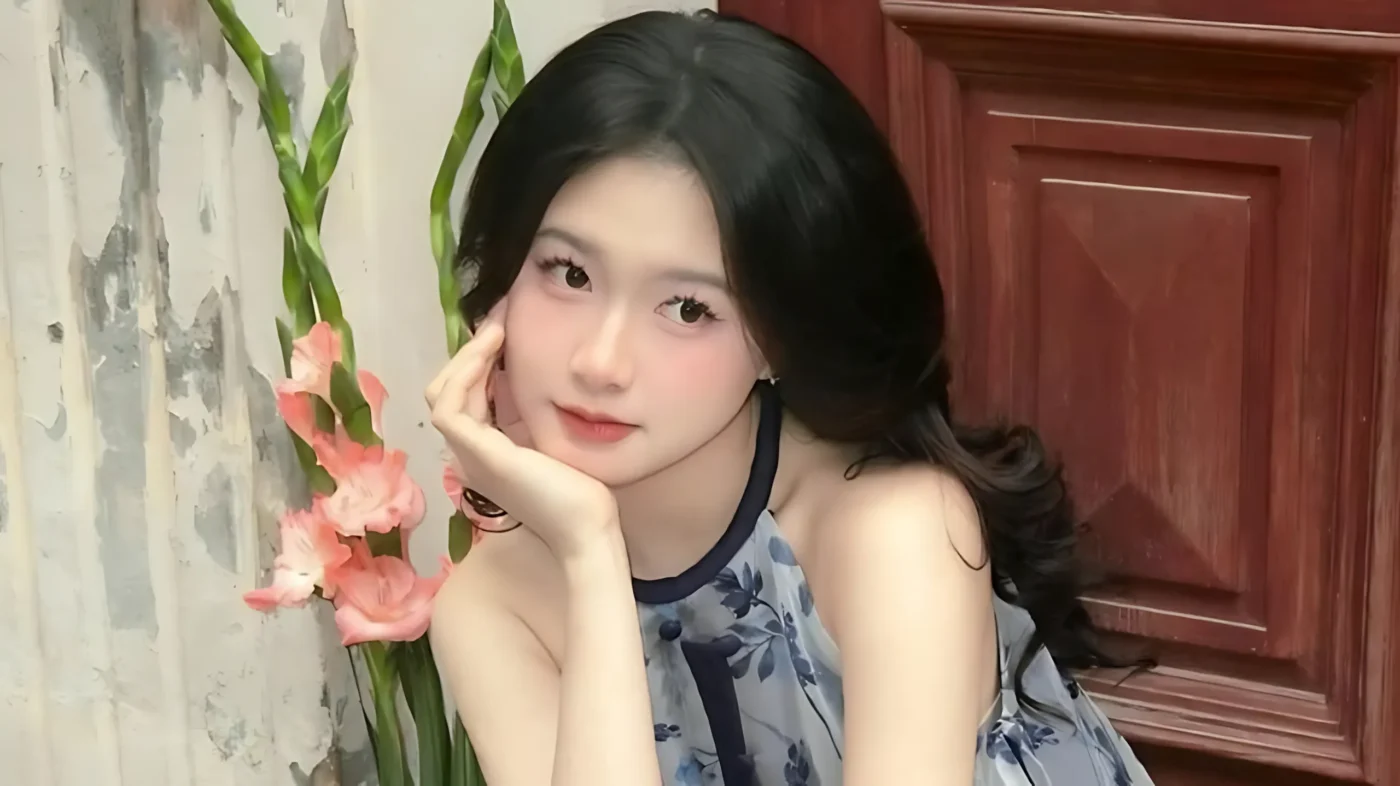 Ảnh Gái Xinh TikTok Việt Nam Hot Nhất Thời Điểm Hiện Tại